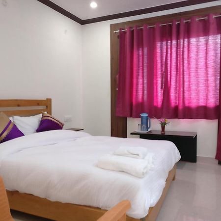 Green Roof Hotel Nainital Phòng bức ảnh