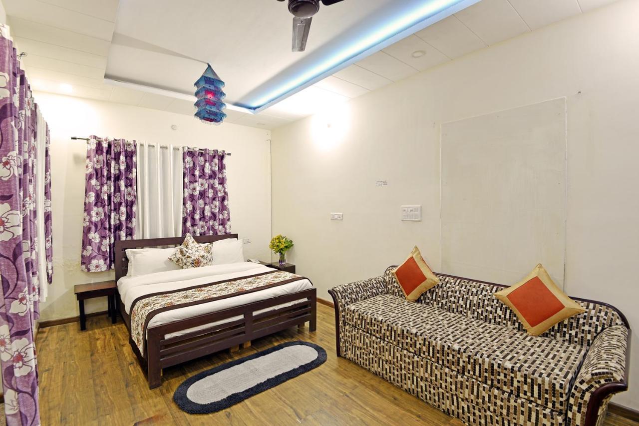Green Roof Hotel Nainital Ngoại thất bức ảnh